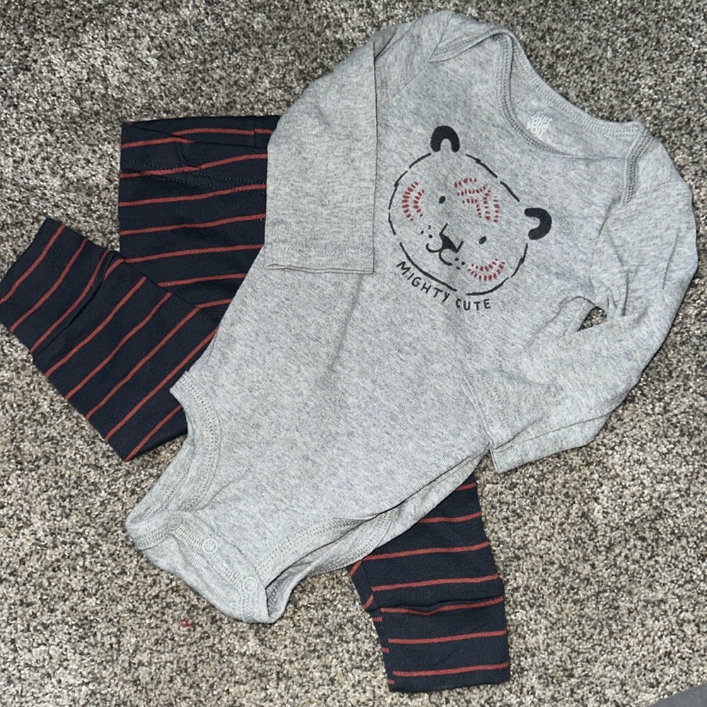 Carters 2 piece
